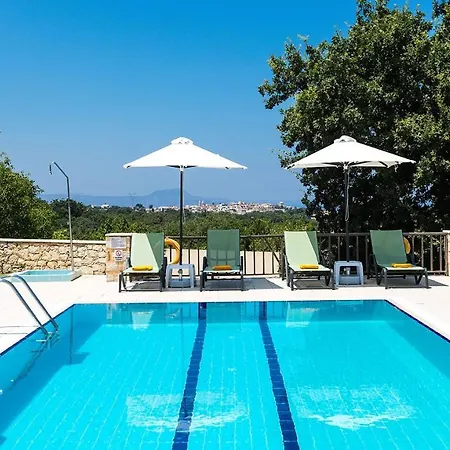 Acorn Villa *